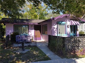 5717 Tennessee Ave in New Port Richey, FL - Building Photo