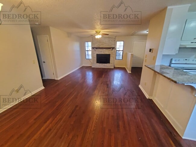 property at 3419 Mastin Lake Rd NE