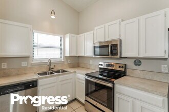 7790 Collins Ridge Blvd in Jacksonville, FL - Building Photo - Building Photo