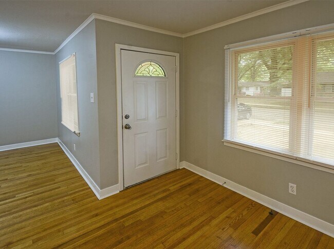 1277 Wedgewood St in Memphis, TN - Building Photo - Building Photo