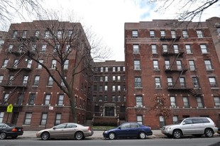 3265 Bainbridge Avenue Apartments