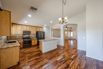 7423 W Pueblo Ave in Phoenix, AZ - Building Photo - Building Photo