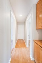 943 Foothill Dr in Windsor, CA - Building Photo