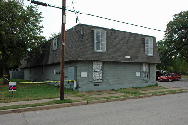 1804 Gould St in Dallas, TX - Foto de edificio - Building Photo