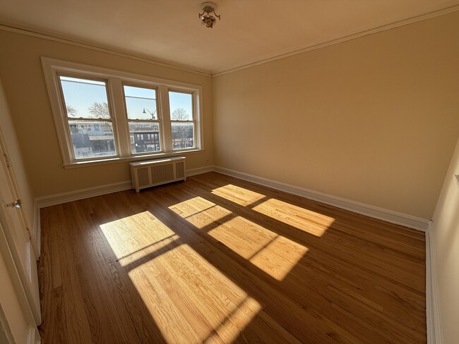 2148 Gunderson Ave in Berwyn, IL - Building Photo - Building Photo