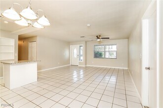 330 SE 46th Ln in Cape Coral, FL - Building Photo - Building Photo