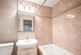 320 61st St NE in Washington, DC - Building Photo - Building Photo