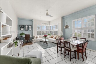 2421 Lake Pancoast Dr in Miami Beach, FL - Building Photo - Building Photo