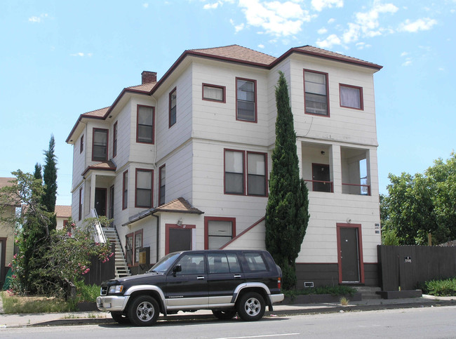 1135 Florida St in Vallejo, CA - Building Photo - Building Photo