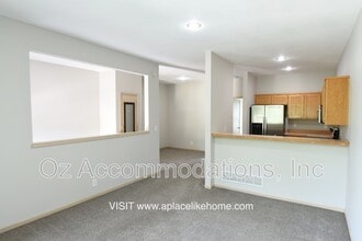 635 S Woodson Ln in Gardner, KS - Building Photo - Building Photo