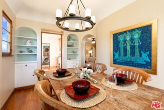 1169 Hi Point St in Los Angeles, CA - Building Photo - Building Photo