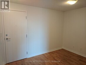 83 Borough Dr in Toronto, ON - Building Photo - Building Photo