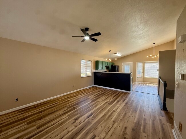 7283 Coral Ridge Dr in Colorado Springs, CO - Foto de edificio - Building Photo