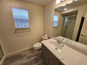 7610 Wildrose Way in Rohnert Park, CA - Building Photo - Building Photo