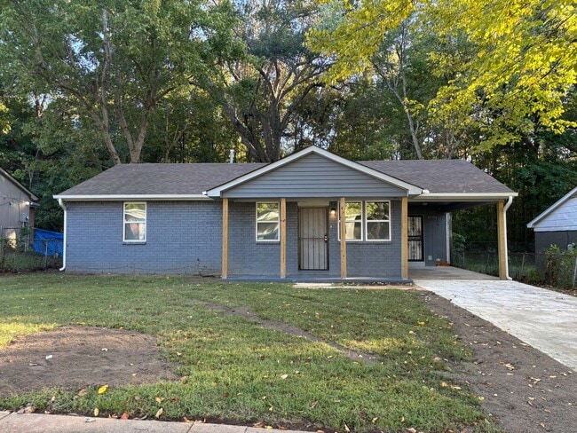 3709 Royal Wood Dr in Memphis, TN - Building Photo - Building Photo