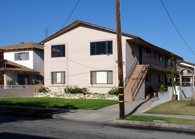 11627 Oxford Ave in Hawthorne, CA - Building Photo - Building Photo