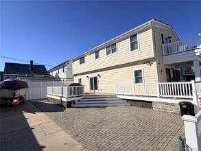 65 New Hampshire St in Long Beach, NY - Building Photo - Building Photo