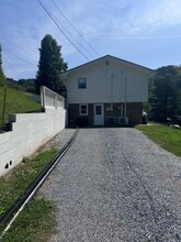 280 Chambers Dr in Elizabethton, TN - Building Photo - Building Photo