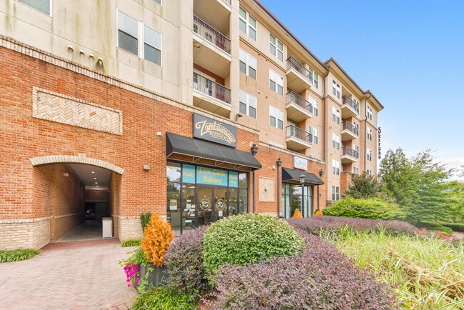 property at 901 Abernathy Rd NE