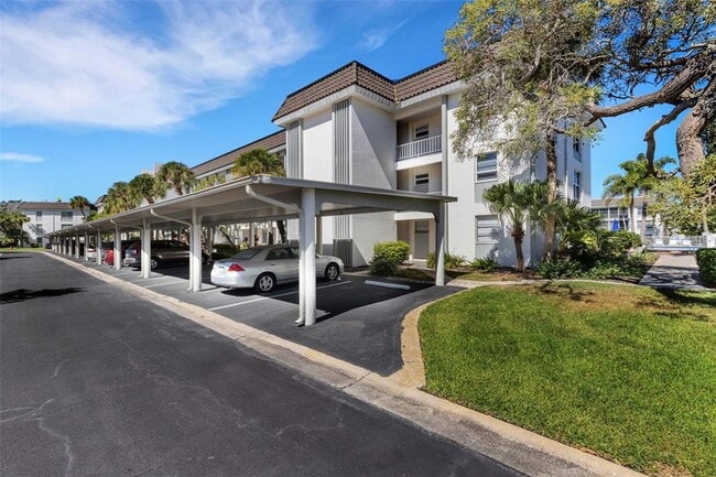 property at 4360 Chatham Dr
