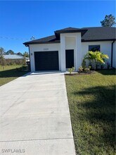 2231 Armour Rd in Lehigh Acres, FL - Building Photo - Building Photo