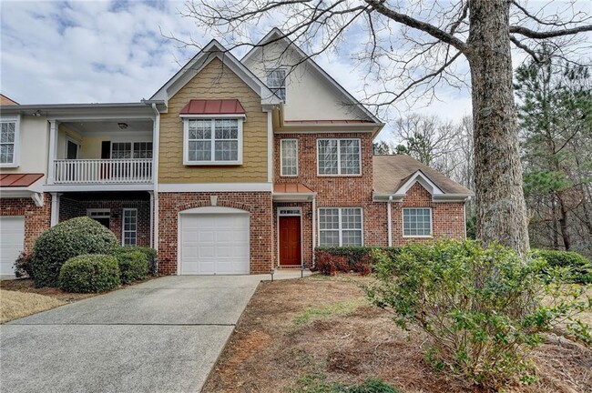 311 St Claire Dr in Alpharetta, GA - Building Photo - Building Photo