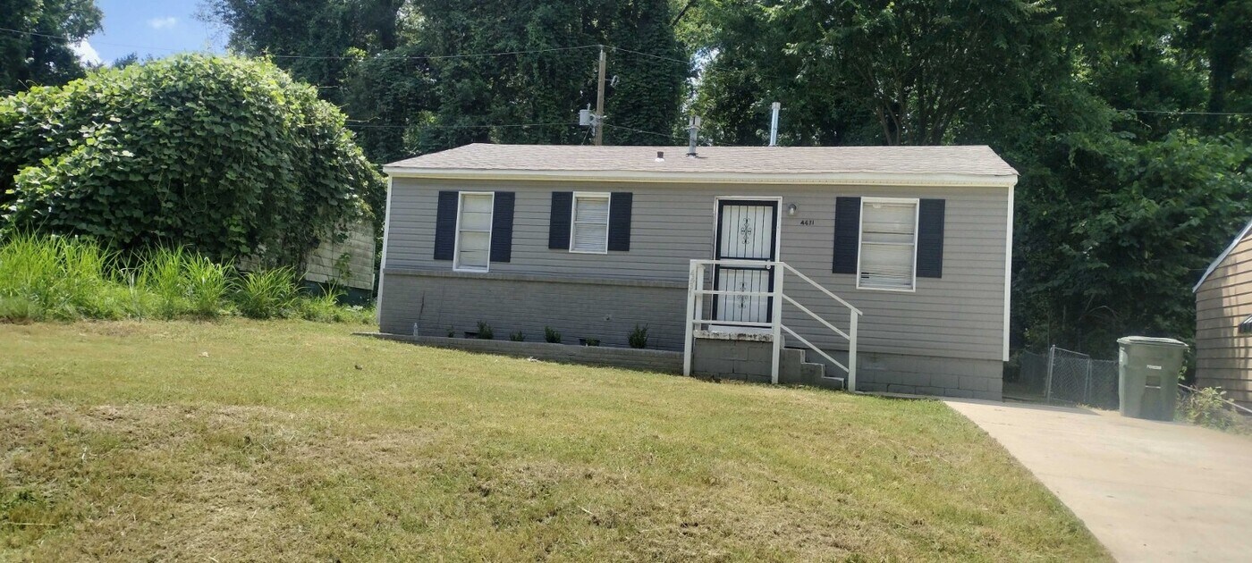 4431 Smith Ridge Cove in Memphis, TN - Building Photo
