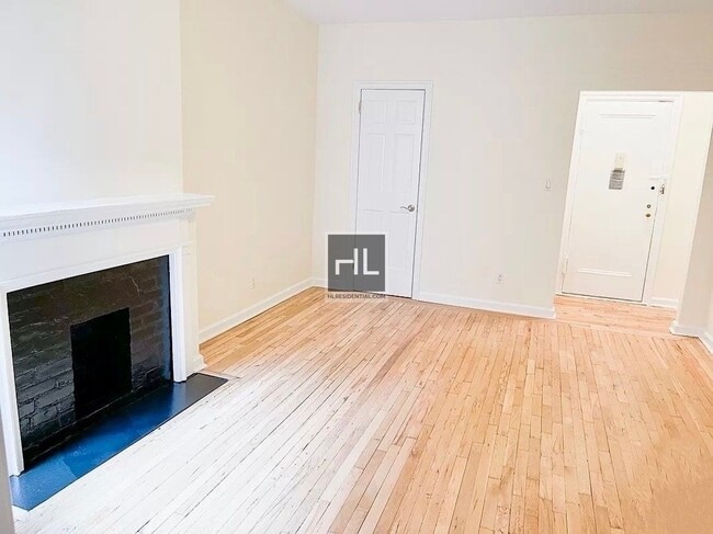 property at 152-156 E 84th St