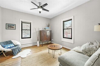 1009 Kenilworth Ave in Cleveland, OH - Building Photo - Building Photo