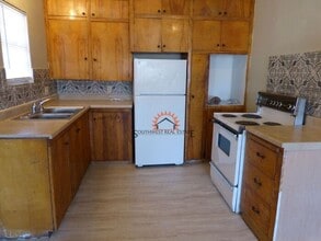 1204 N Edwards St in Clovis, NM - Building Photo - Building Photo