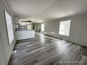 1343 Ohio St in Bangor, ME - Building Photo - Building Photo