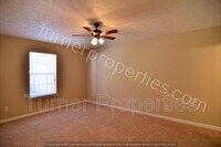 131 Waverly Point Dr photo'