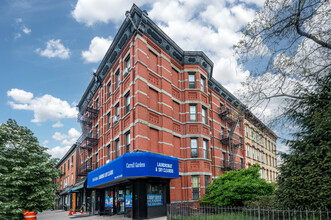 425 Court St in Brooklyn, NY - Building Photo - Building Photo