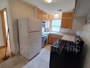 2419 Plymouth Ave N in Minneapolis, MN - Building Photo - Building Photo