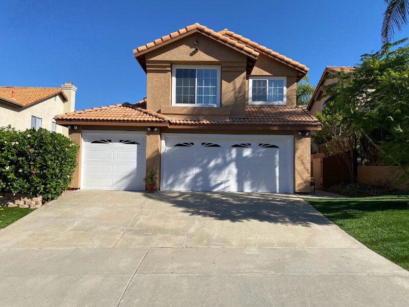 1362 Avenida Arana in San Marcos, CA - Building Photo