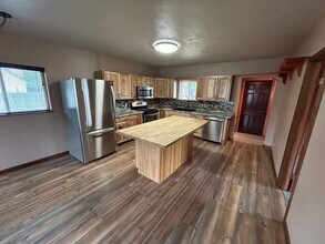 16923 E 4th Ave in Spokane Valley, WA - Building Photo - Building Photo