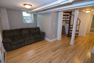 2115 3rd Ave in Minneapolis, MN - Building Photo - Building Photo