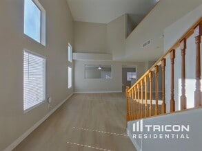 10117 W Luxton Ln in Tolleson, AZ - Building Photo - Building Photo