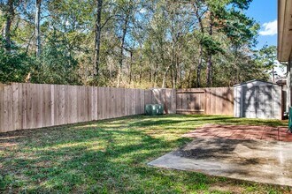 22019 Willow Downs Dr in Tomball, TX - Building Photo - Building Photo