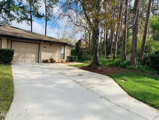 property at 9241 Arbolita Way