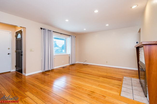 5145 Alan Ave in San Jose, CA - Foto de edificio - Building Photo