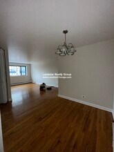 5917 N Kenmore Ave in Chicago, IL - Foto de edificio - Building Photo