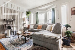 548 Washington St in Boston, MA - Building Photo