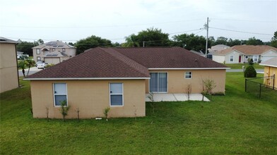 723 Parrot Ct in Kissimmee, FL - Building Photo - Building Photo