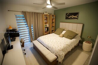 4432 NW 98th Ave in Doral, FL - Building Photo - Building Photo