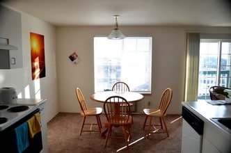 Cougar Crest Apartments in Pullman, WA - Foto de edificio - Interior Photo