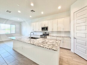 2228 E Isaiah Ave in Gilbert, AZ - Building Photo - Building Photo