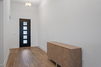 616 Hallwood Dr in Liberty Hill, TX - Building Photo - Building Photo