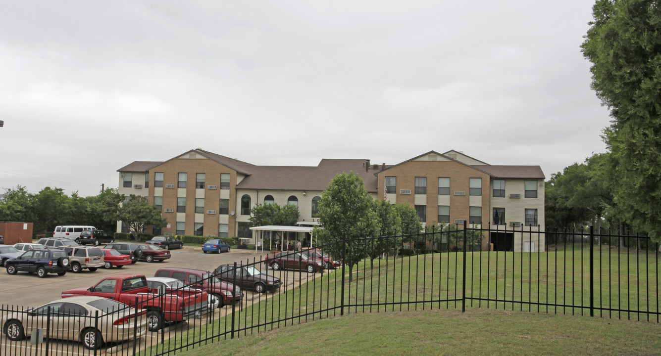 Casa Trevino Apartments in Dallas, TX - Foto de edificio