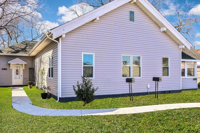 173 A View Ave in Norfolk, VA - Building Photo - Building Photo